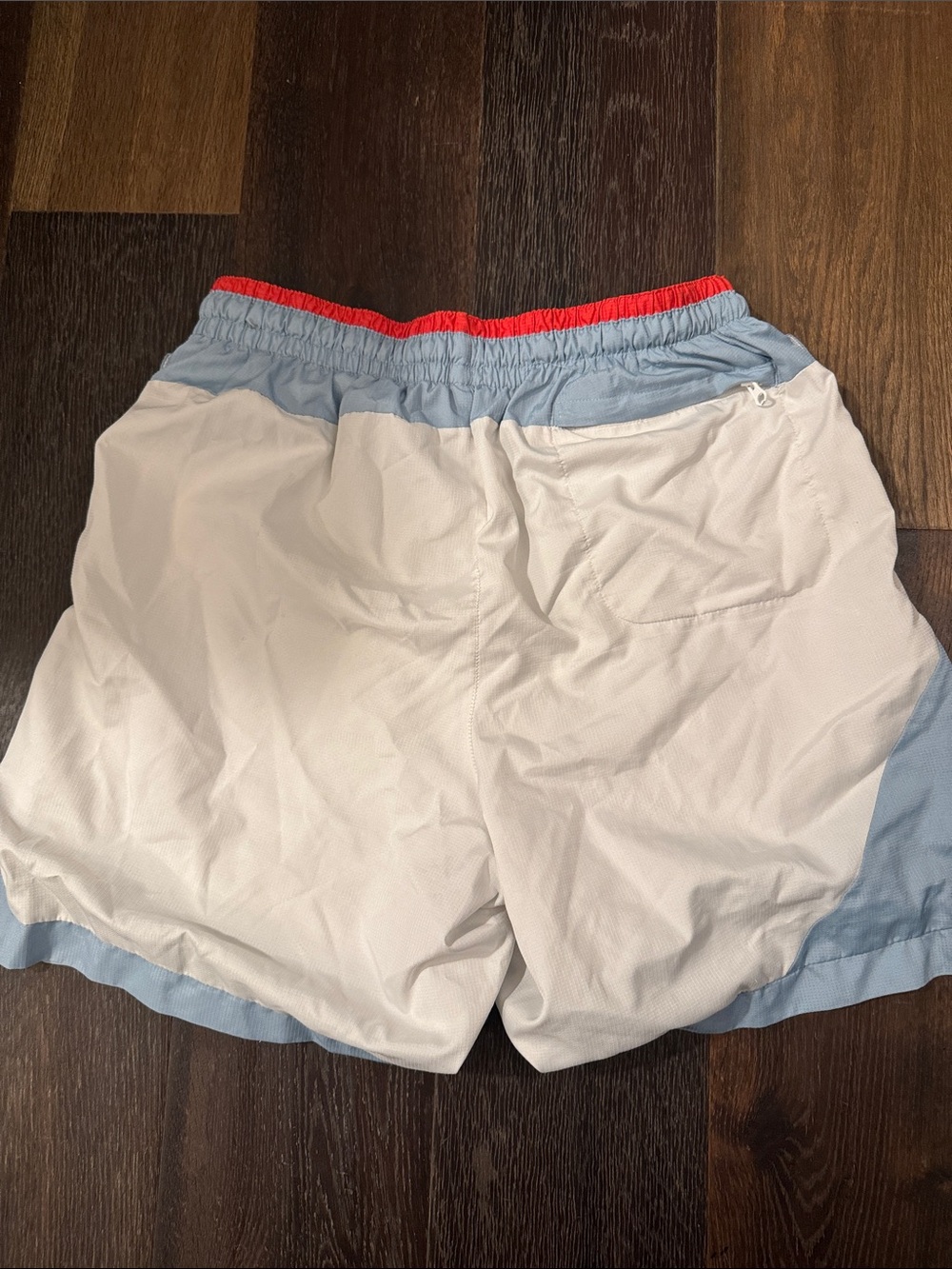 Nike shorts - Picture 3 of 6